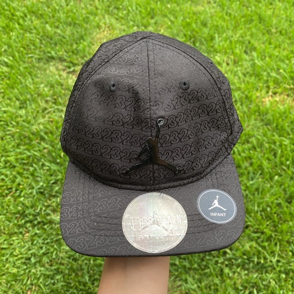 Infant Size Air Jordan Jumpman All Over 23 snap back - Picture 2 of 16